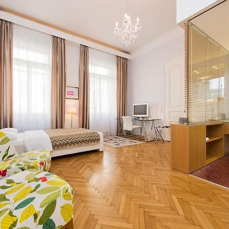 Rosa Linde - Comfort Rooms Viena Habitación foto